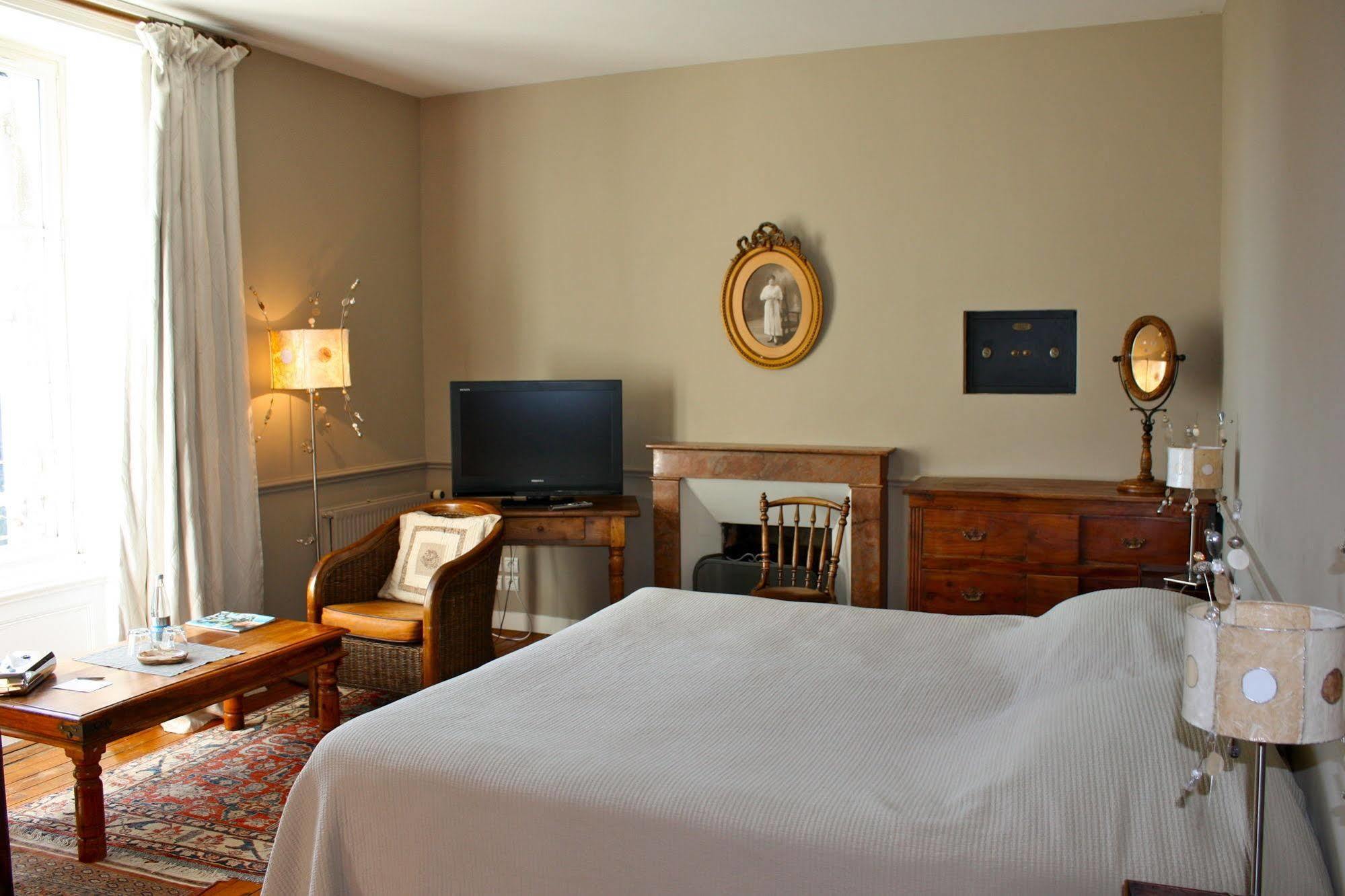 Hotel Domaine De Bodeuc Nivillac Esterno foto